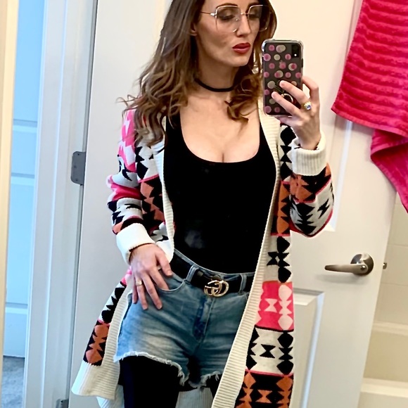 Meet your Posher, Whitney - Picture 2 of 4